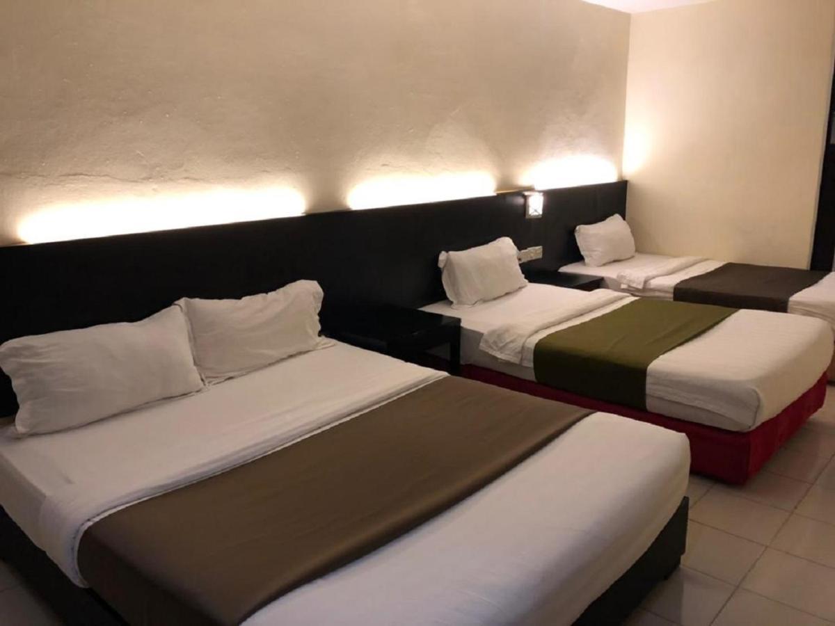 Hotel Sarina Mukah Екстериор снимка
