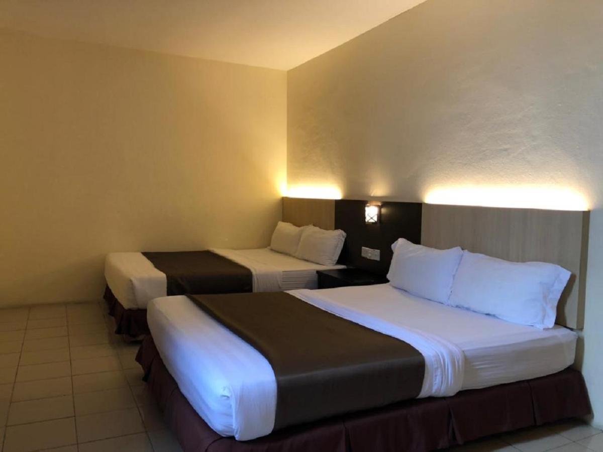 Hotel Sarina Mukah Екстериор снимка